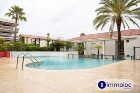 Air-conditioned Studio with pool St Laurent du Var